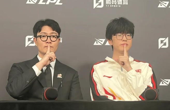 Jiejie:今天队内发挥最好的应该是我,其他人都有一些失误